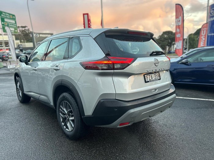 2024 Nissan X-TRAIL ST