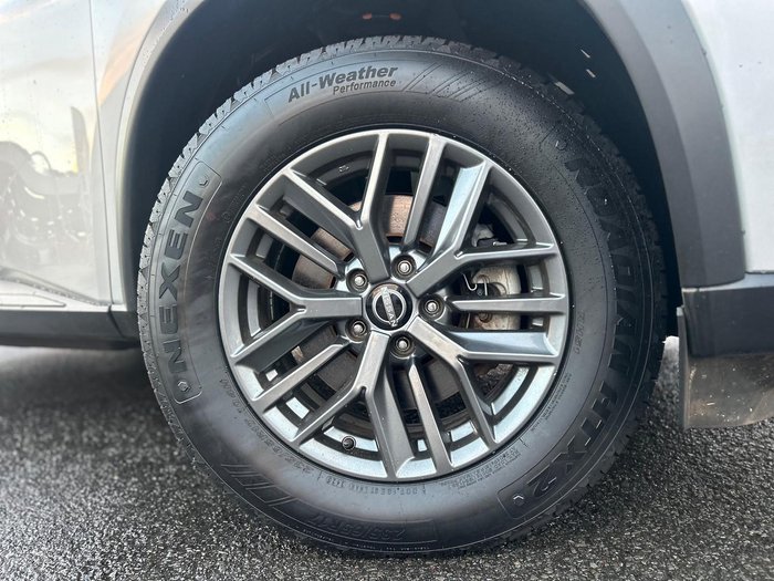 2024 Nissan X-TRAIL ST