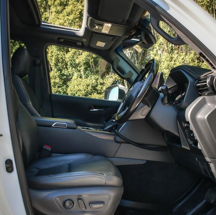 2022 Toyota Landcruiser VX