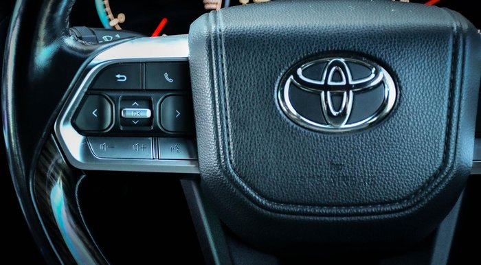2022 Toyota Landcruiser VX