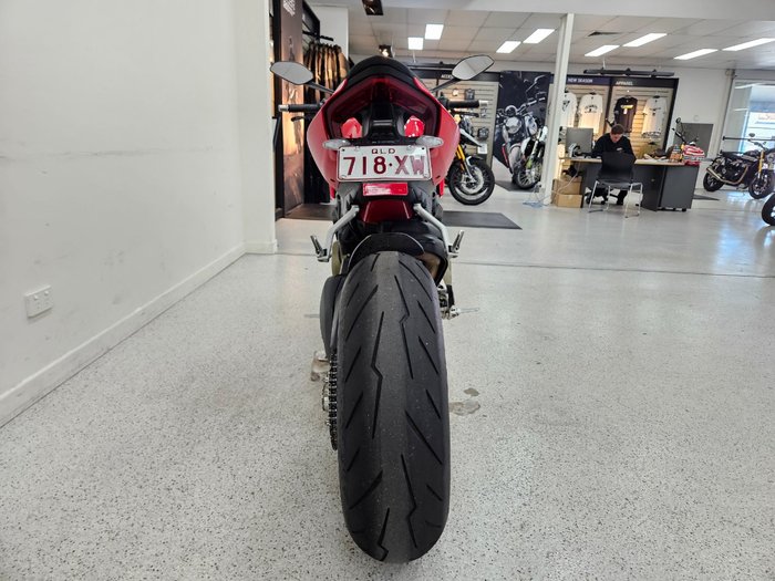 2022 DUCATI STREETFIGHTER V4 Red