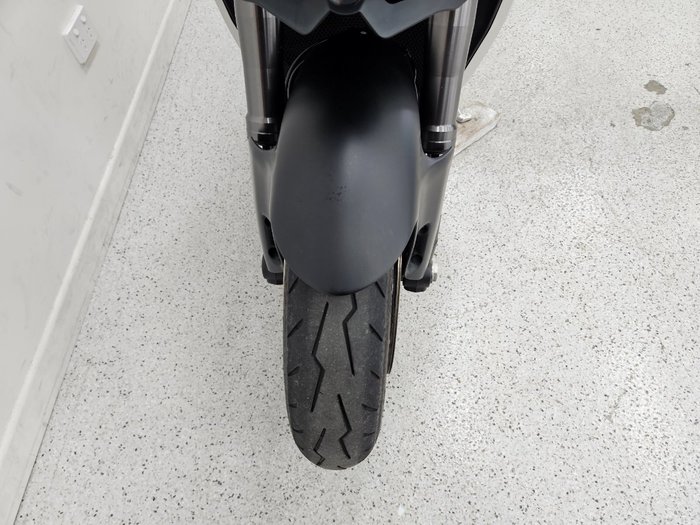 2022 DUCATI STREETFIGHTER V4 Red