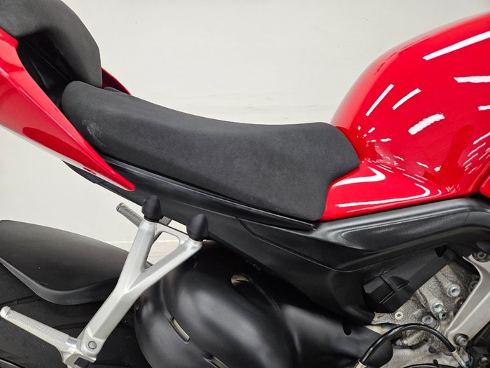 2022 DUCATI STREETFIGHTER V4 Red