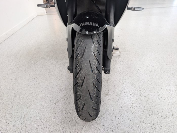 2025 YAMAHA YZF-R7LA Black