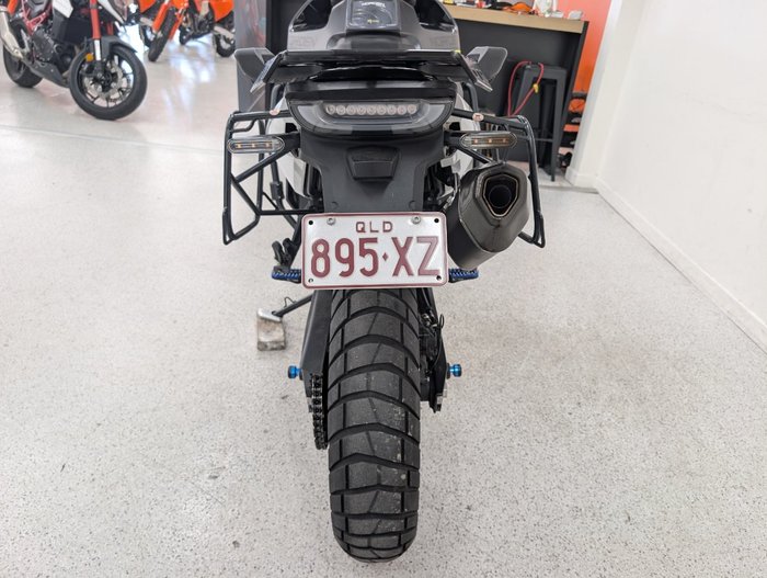2022 HUSQVARNA NORDEN 901 Black