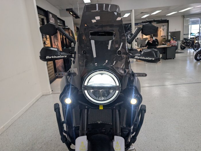 2022 HUSQVARNA NORDEN 901 Black