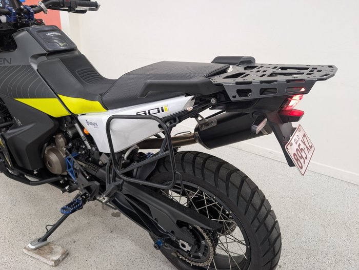 2022 HUSQVARNA NORDEN 901 Black