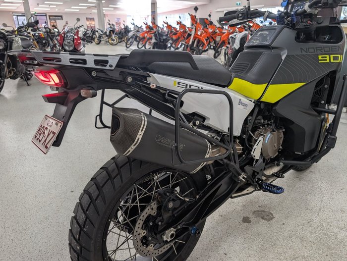 2022 HUSQVARNA NORDEN 901 Black