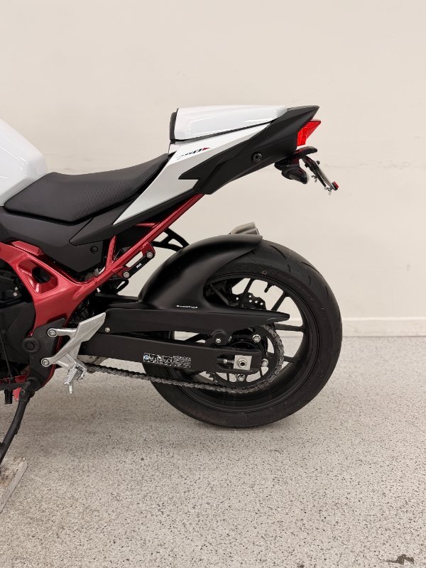2023 Honda CB750 (HORNET) White
