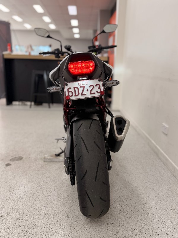 2023 Honda CB750 (HORNET) White