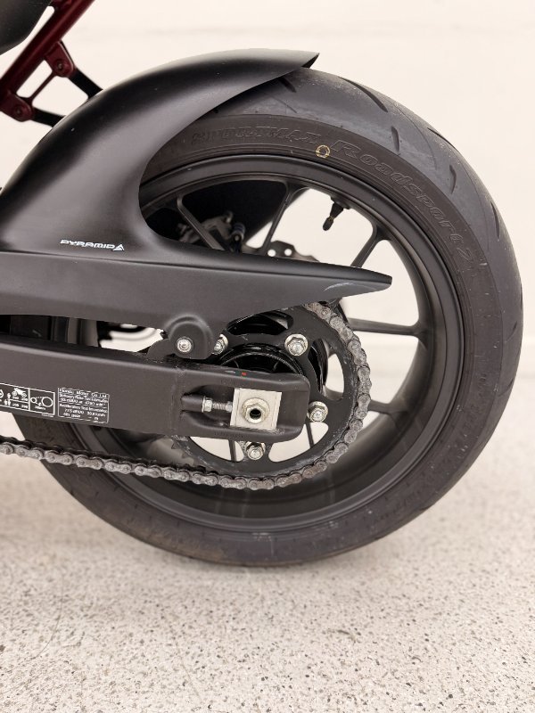 2023 Honda CB750 (HORNET) White