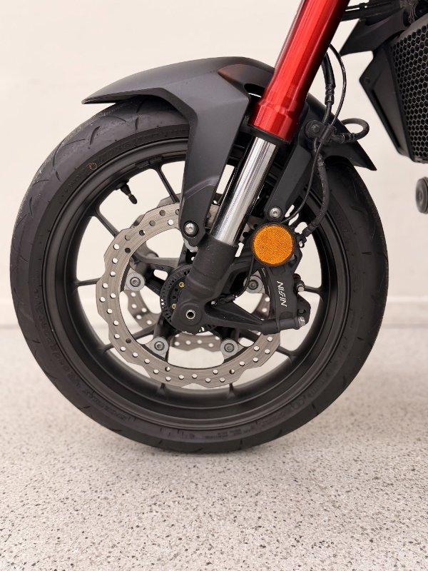 2023 Honda CB750 (HORNET) White