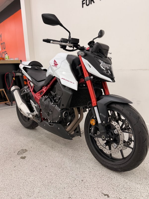 2023 Honda CB750 (HORNET) White