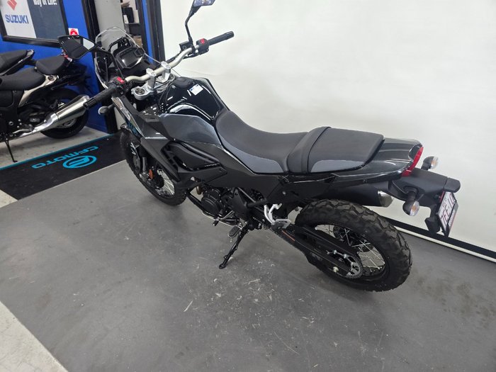2026 Kawasaki KLE500 KLE500CTFNW GREY