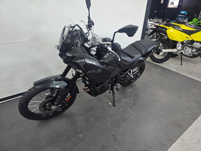 2026 Kawasaki KLE500 KLE500CTFNW GREY
