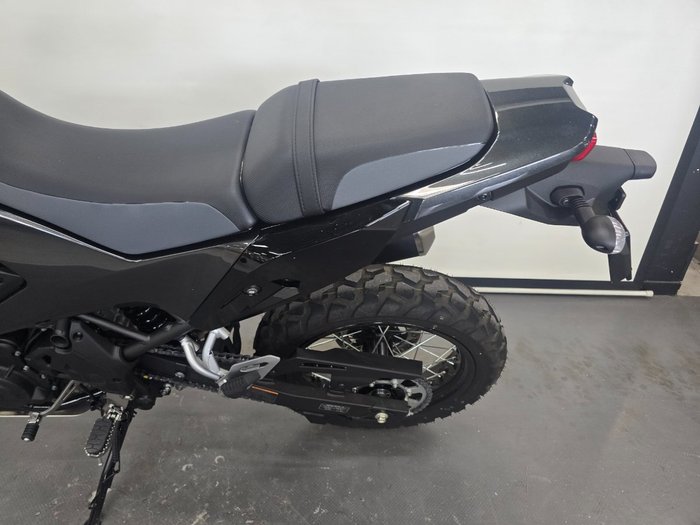2026 Kawasaki KLE500 KLE500CTFNW GREY