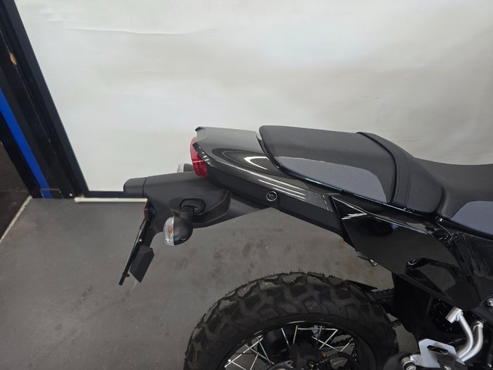 2026 Kawasaki KLE500 KLE500CTFNW GREY