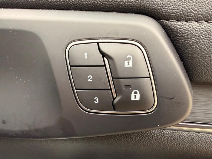 2023 Ford Everest Sport