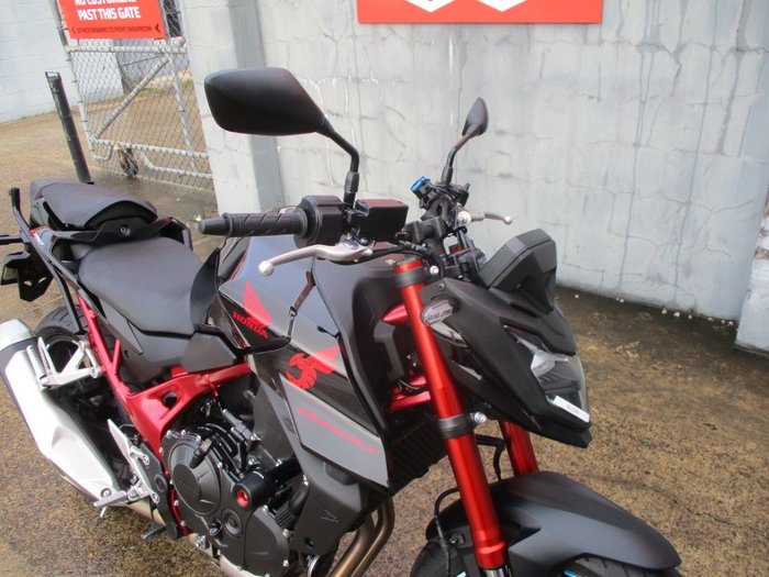 2023 Honda CB750 (HORNET) BLACK