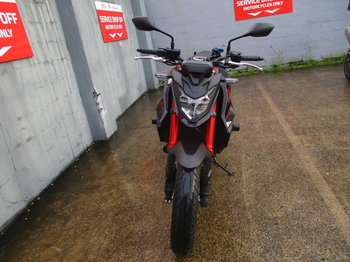 2023 Honda CB750 (HORNET) BLACK