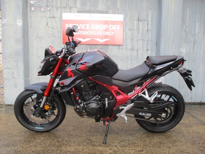 2023 Honda CB750 (HORNET) BLACK