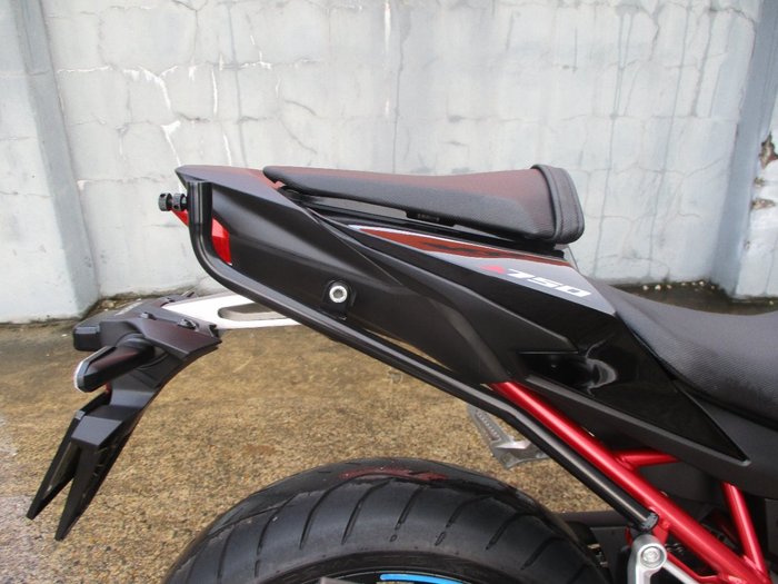 2023 Honda CB750 (HORNET) BLACK