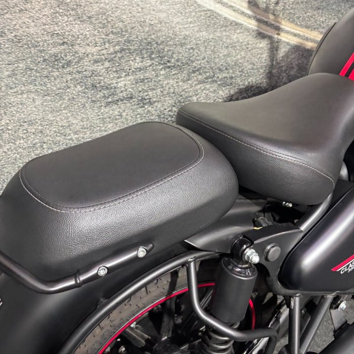 2024 Royal Enfield CLASSIC 350 DARK Black