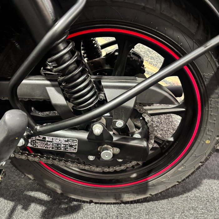 2024 Royal Enfield CLASSIC 350 DARK Black
