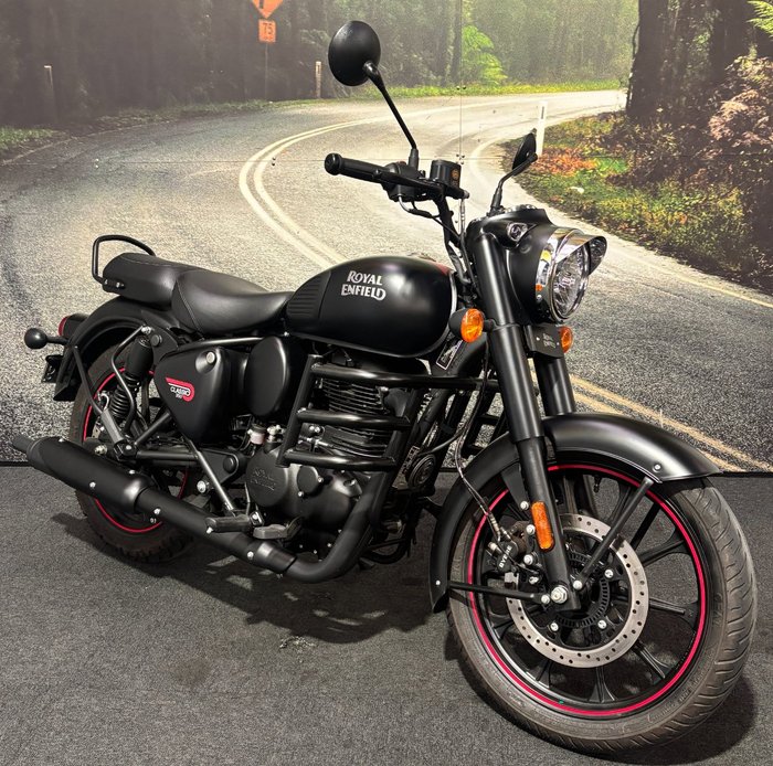 2024 Royal Enfield CLASSIC 350 DARK Black