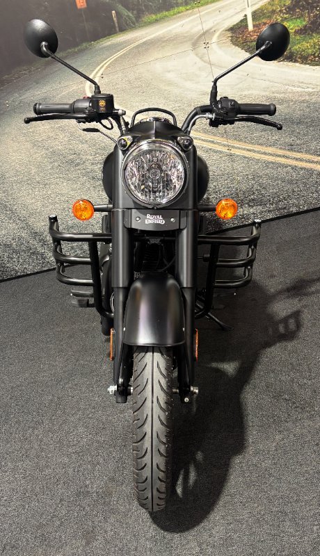 2024 Royal Enfield CLASSIC 350 DARK Black