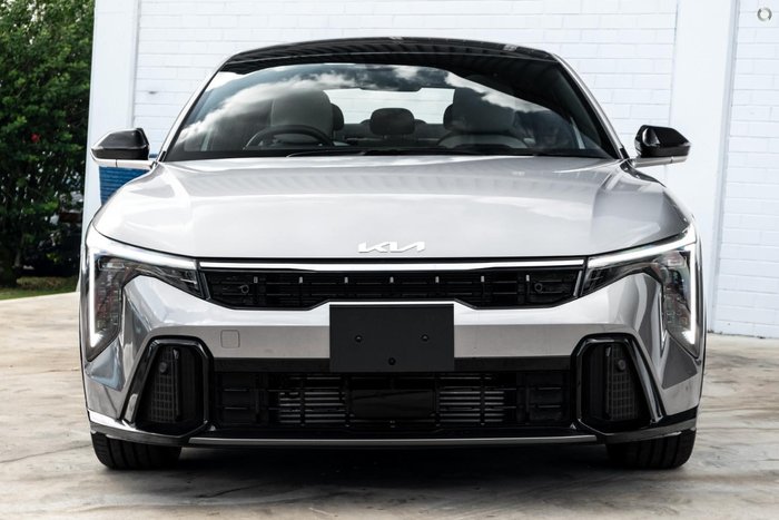 2024 Kia K4 GT-Line