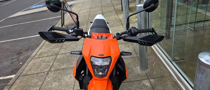 2025 KTM 390 Enduro R