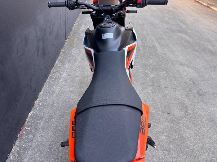 2025 KTM 390 SMC R SMC Orange