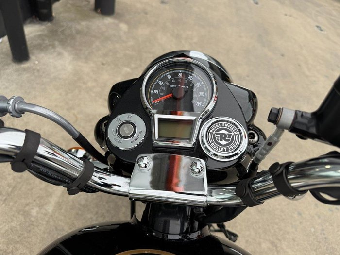 2025 Royal Enfield Bullet 350 Bullet 350 Black