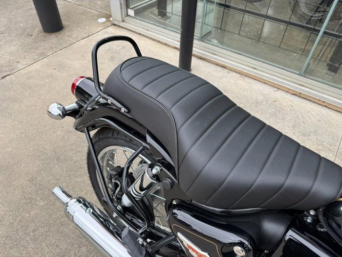 2025 Royal Enfield Bullet 350 Bullet 350 Black
