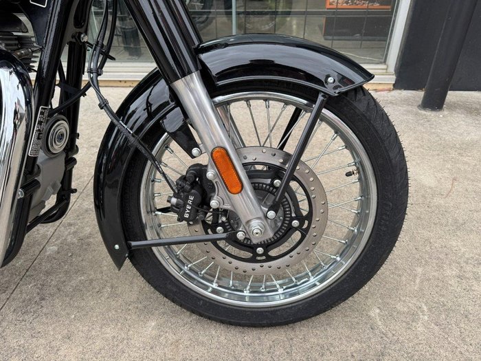 2025 Royal Enfield Bullet 350 Bullet 350 Black