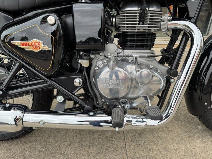2025 Royal Enfield Bullet 350 Bullet 350 Black