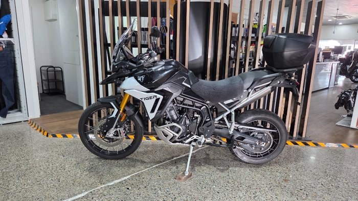 2025 Triumph TIGER 900 RALLY PRO Black