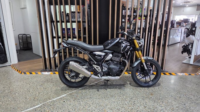 2025 Triumph SPEED 400 Black