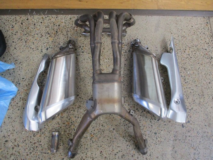 2022 Suzuki GSX1300RR (HAYABUSA) SILVER
