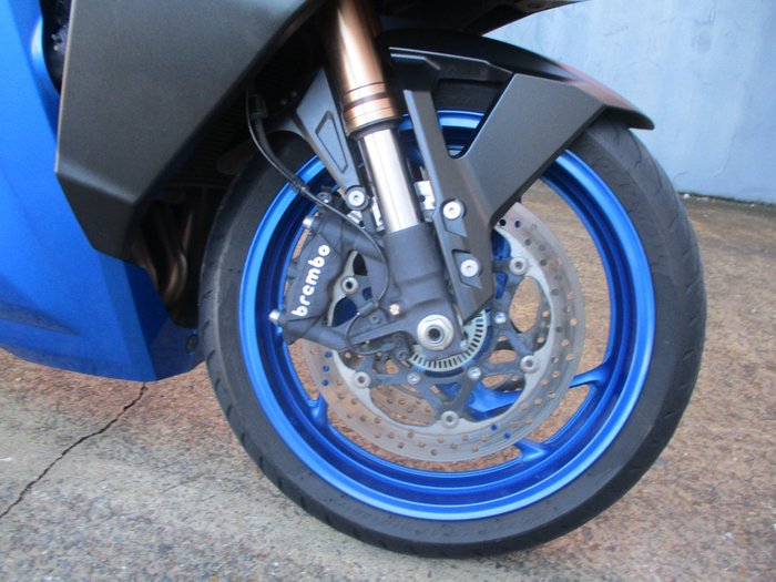 2022 Suzuki GSX-S1000 BLUE