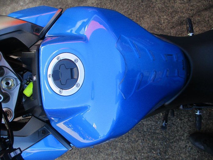 2022 Suzuki GSX-S1000 BLUE