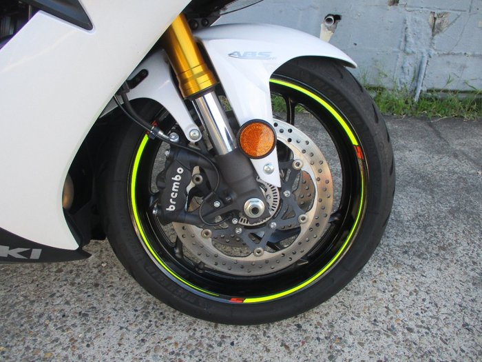 2017 Suzuki GSX-S1000F WHITE