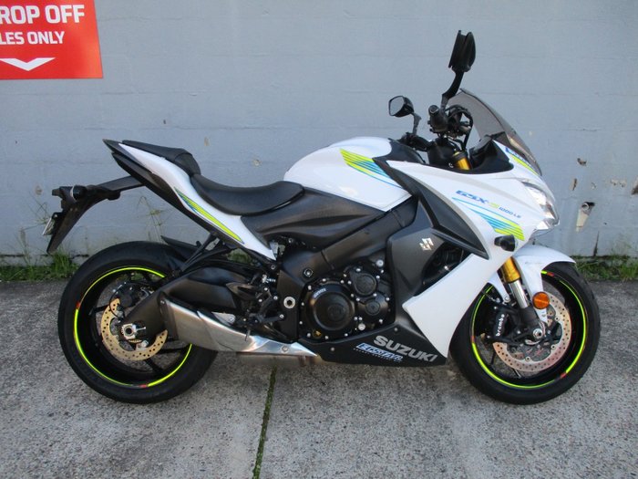 2017 Suzuki GSX-S1000F WHITE