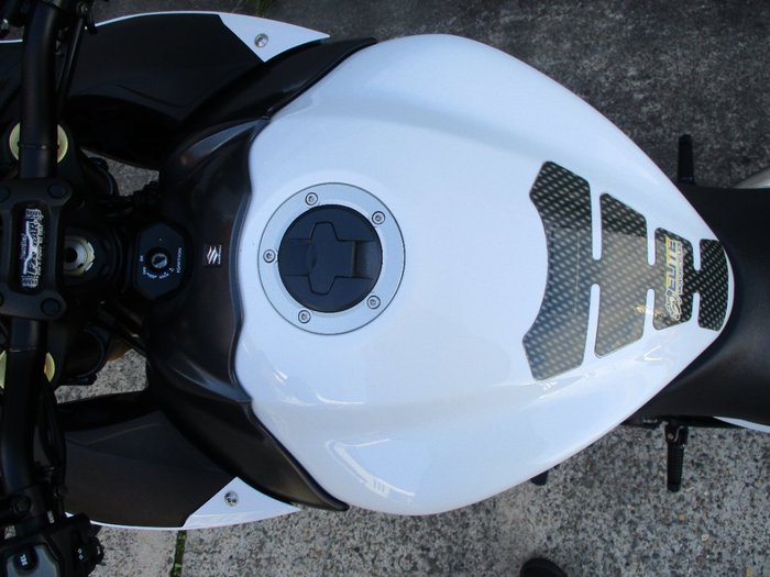 2017 Suzuki GSX-S1000F WHITE