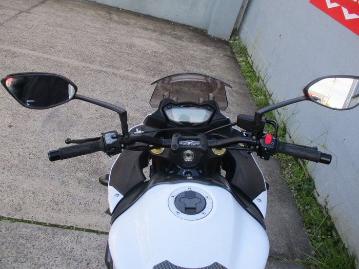 2017 Suzuki GSX-S1000F WHITE