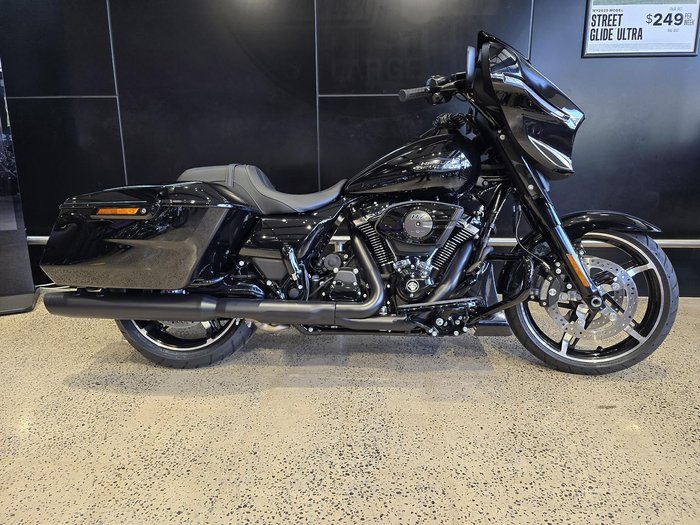 Harley-Davidson Street Glide 117 (FLHX) Touring