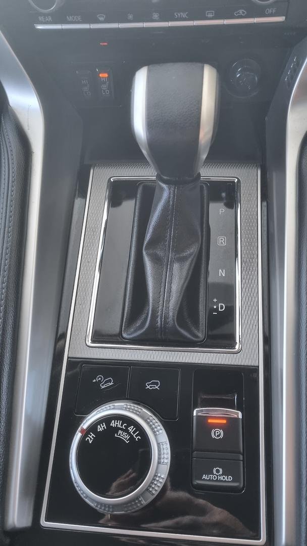 2022 Mitsubishi Pajero Sport Exceed