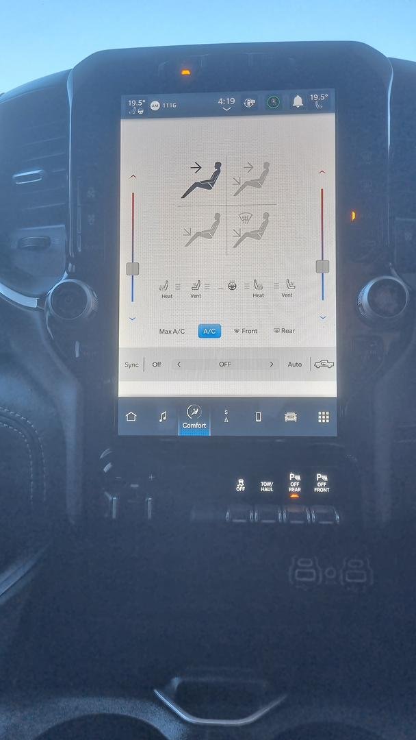 2023 RAM 1500 Laramie Sport RamBox