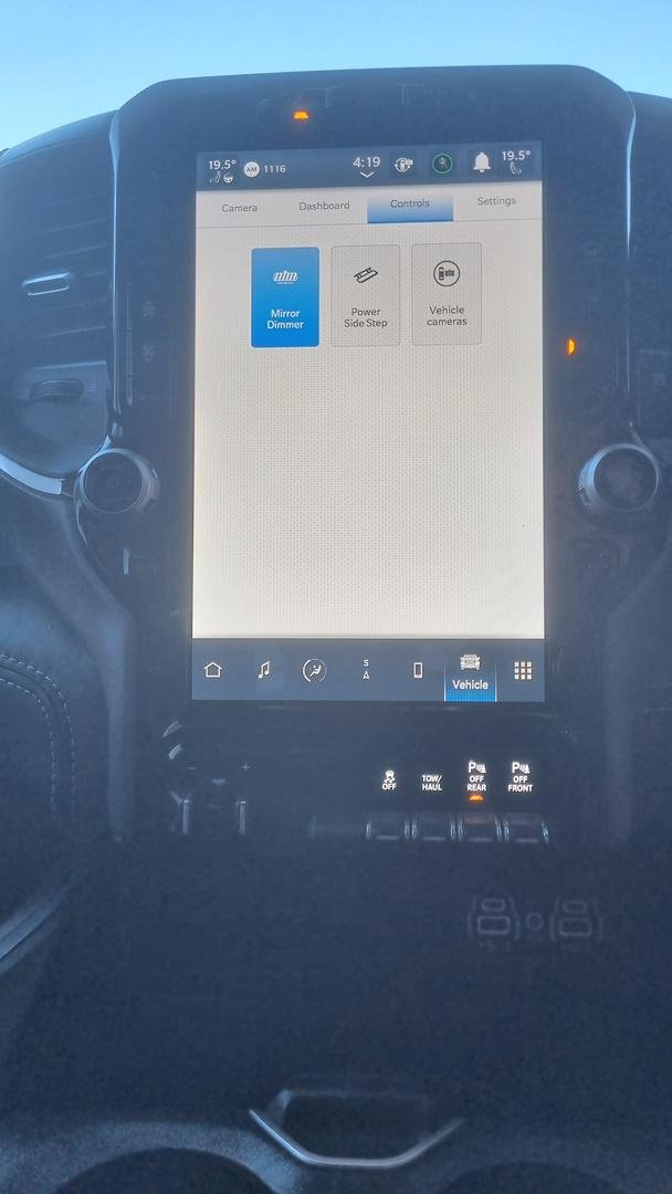 2023 RAM 1500 Laramie Sport RamBox